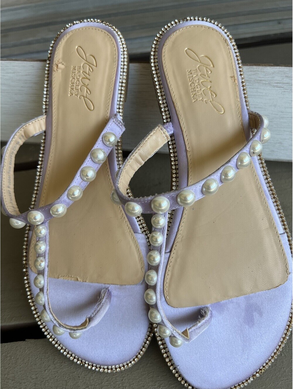 BADGLEY MISCHKA Jewel Satin light purple/lilac & white Pearl Sandals 6.5